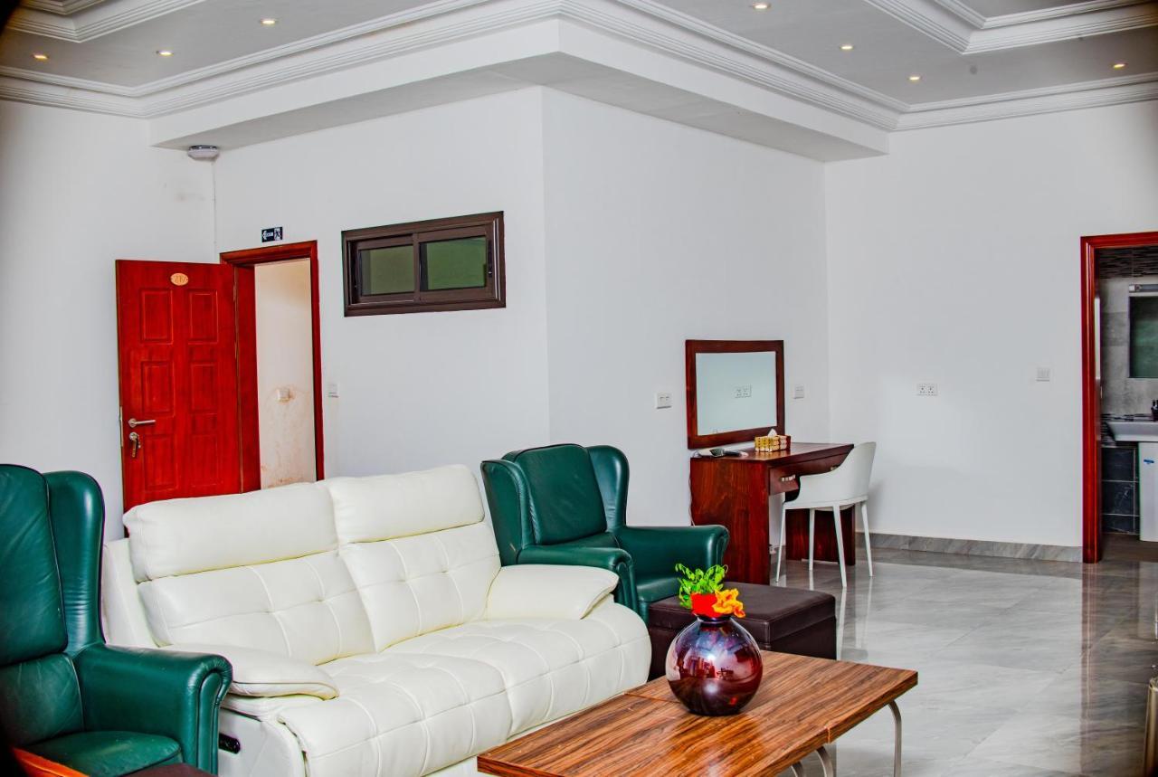 Majula Boutique Hotel Serrekunda Exterior foto